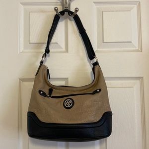 KR, women’s faux leather shoulder bag.